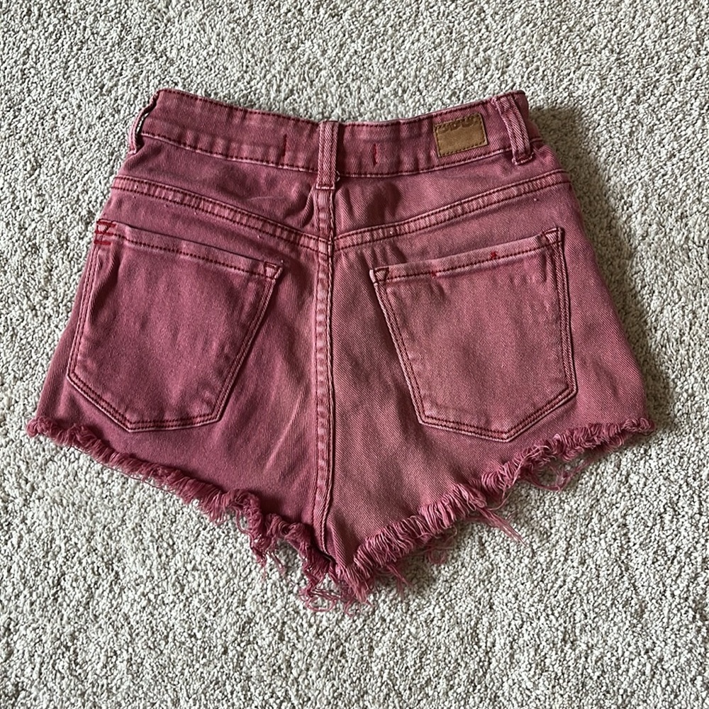 High Rise shorts - Picture 2 of 7
